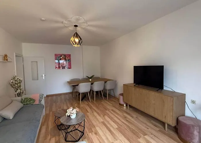 Apartment Modernes Design-apartment In Nahe Altstadt Koblenz (Rhineland-Palatinate)